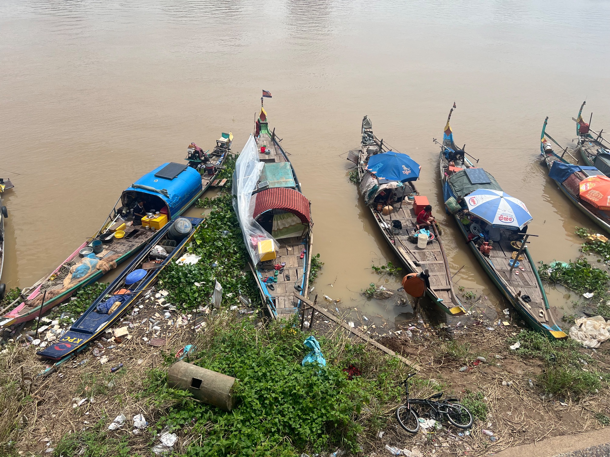 Phnom Penh Pictures