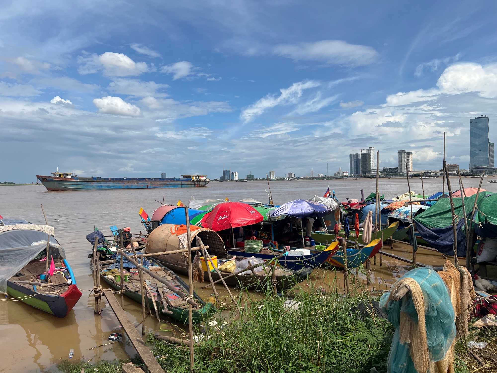 Phnom Penh Pictures