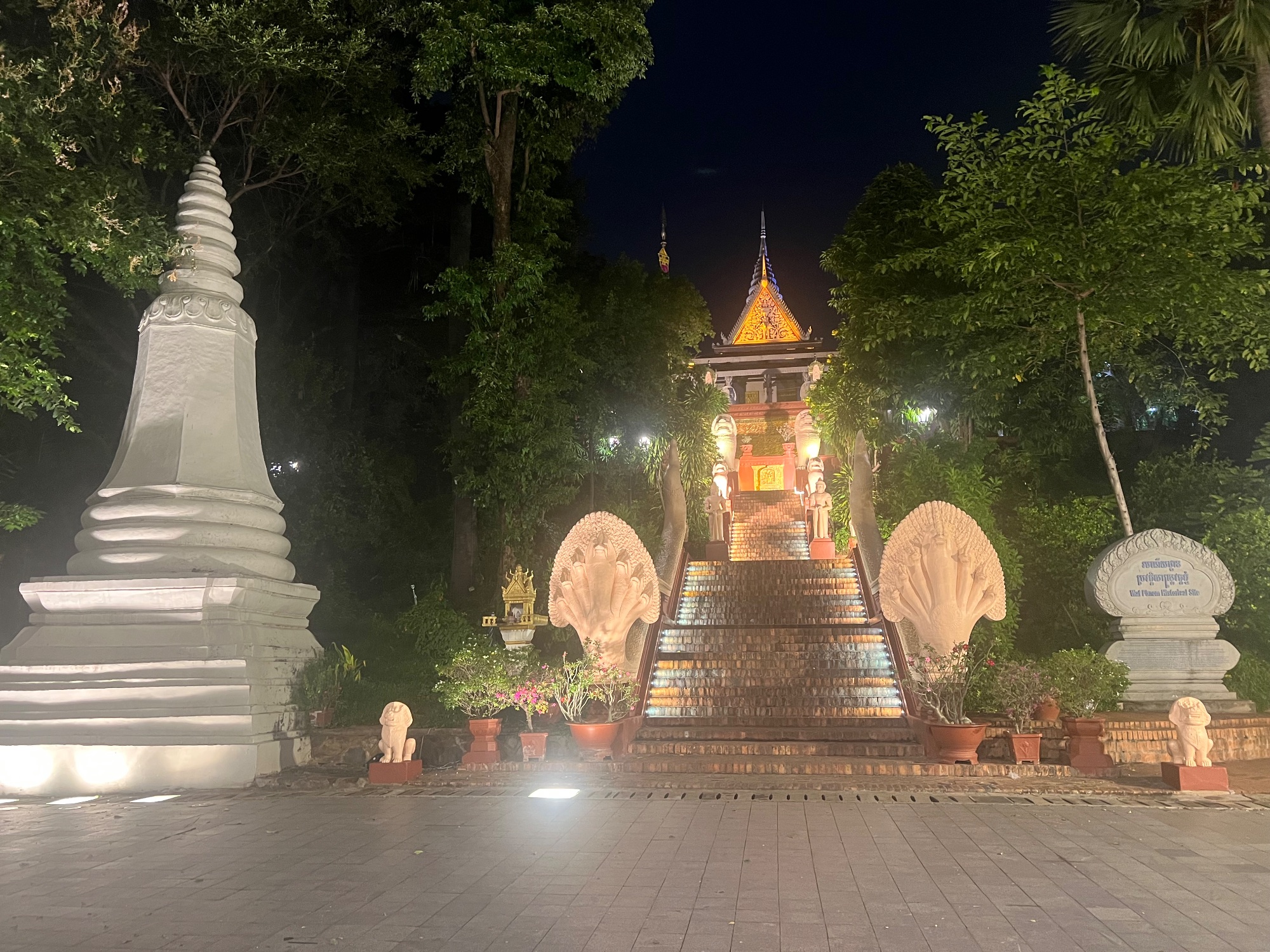 Phnom Penh Pictures