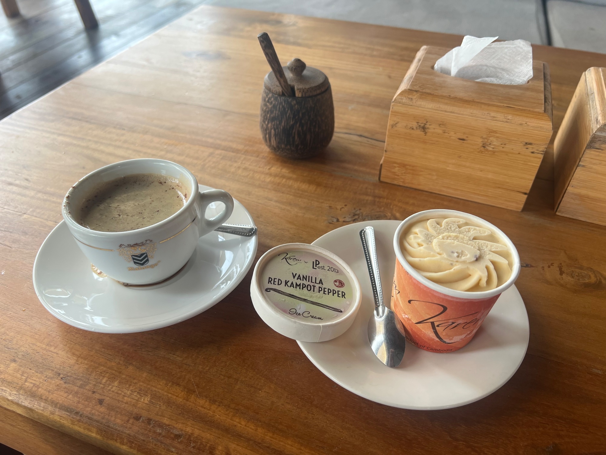 Instead I had some Pepper coffee and Pepper vanilla ice cream. Really good, and spicy!
