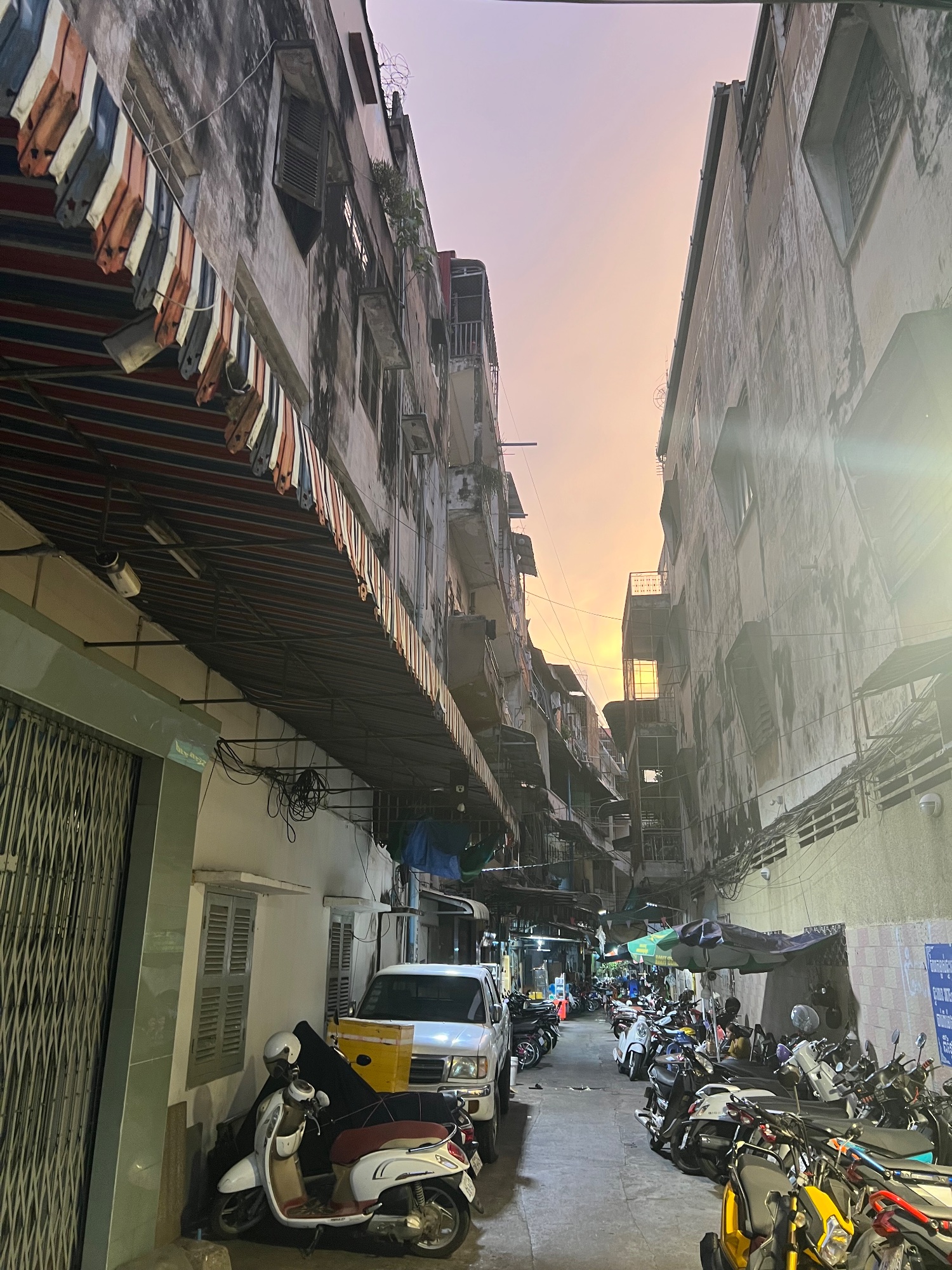 Phnom Penh Pictures II